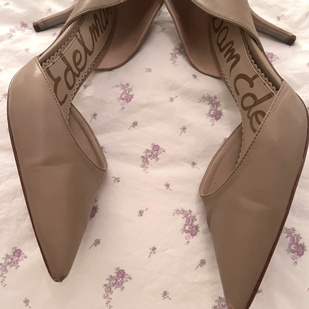 Sam Edelman “ better than ever.” So comfortable all day. 21/2 inch heels. - Picture 2 of 7